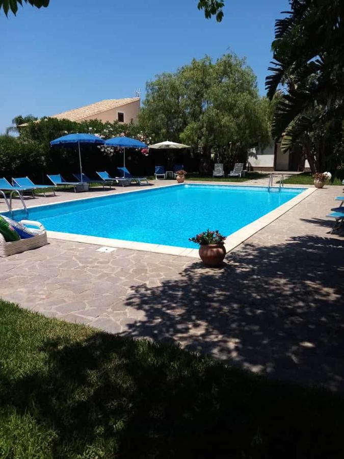 Sicily By Dreams Villa Campofelice Di Roccella Luaran gambar
