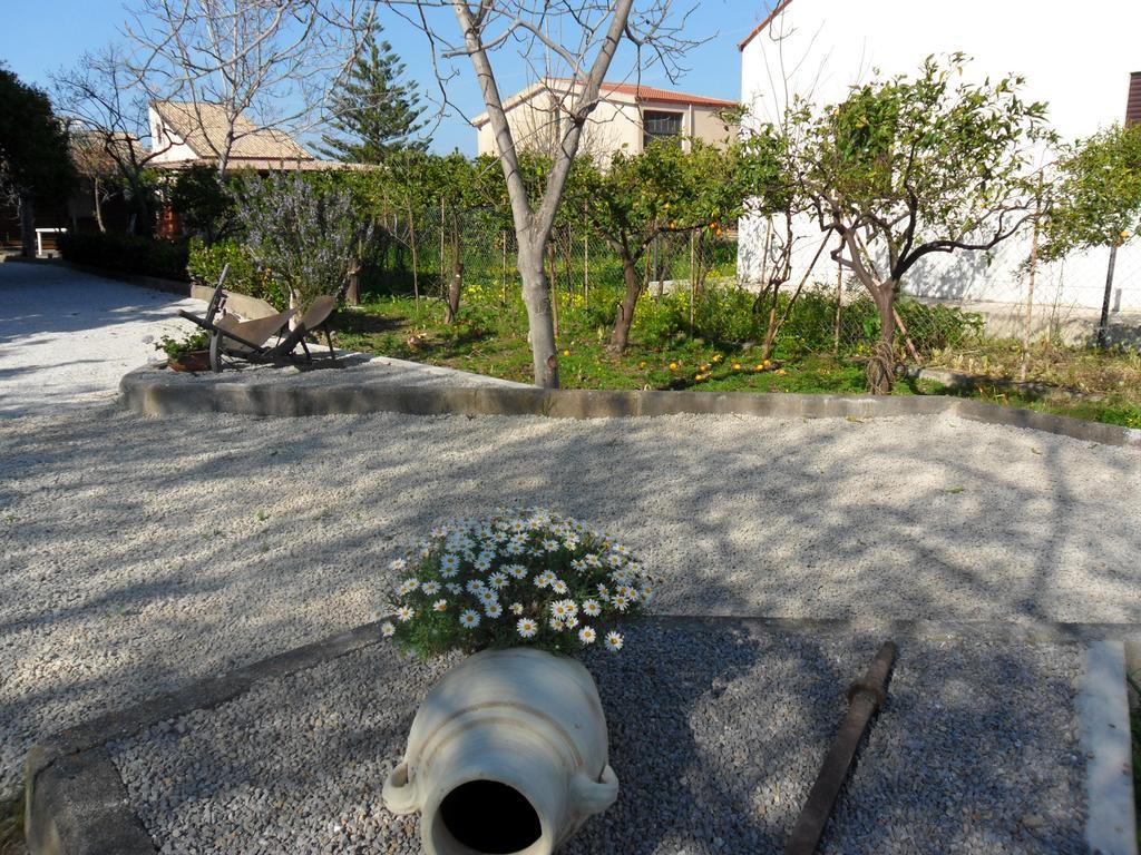 Sicily By Dreams Villa Campofelice Di Roccella Luaran gambar